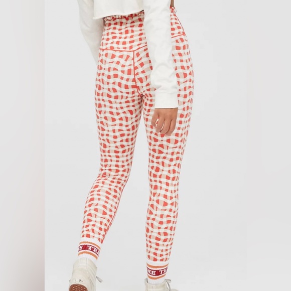 OFFLINE Aerie Xtra High Waisted Crossover Legging + Xtra Ruffle Sports Bra SET - Picture 4 of 11